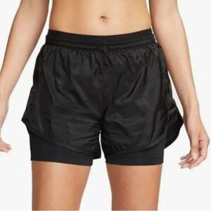 Nike Icon Clash Tempo Luxe Mid Rise Running Shorts, Black, Size L